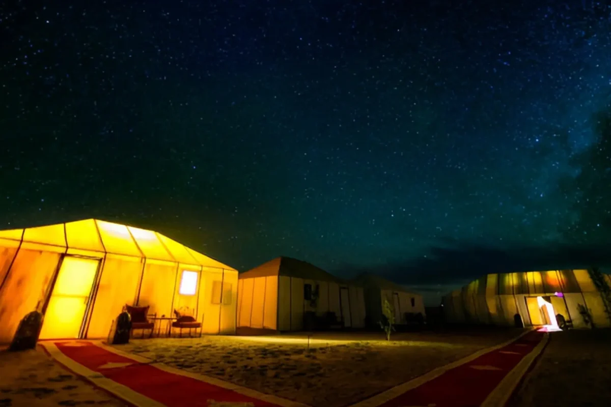 campamento-noche-desierto-zagora